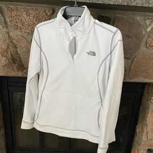 Women’s The North Face fleece